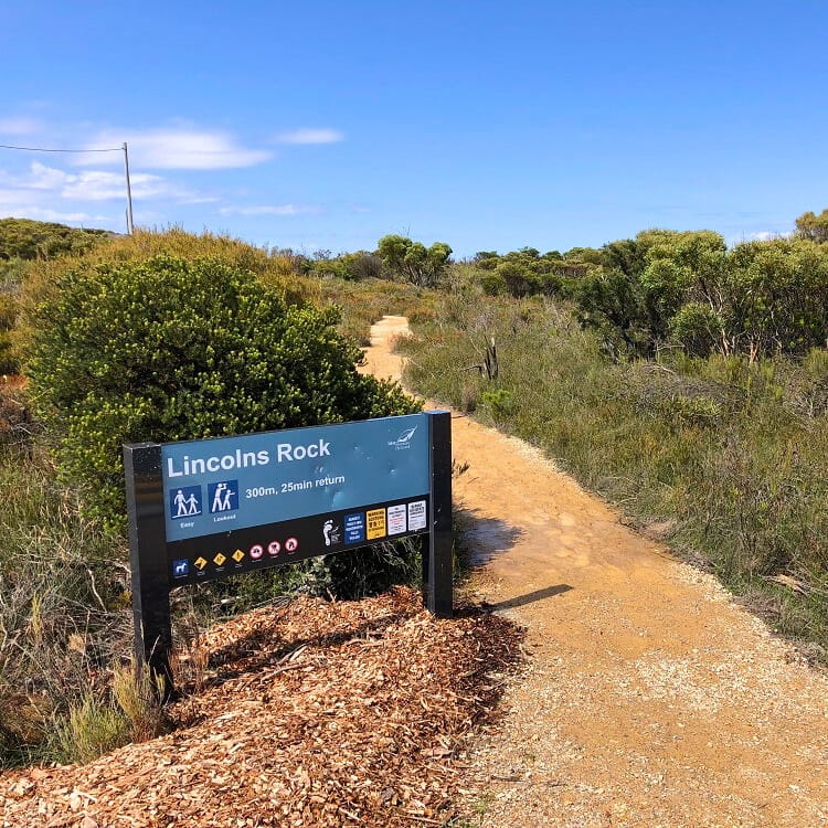 Walking path to Lincoln's Rock